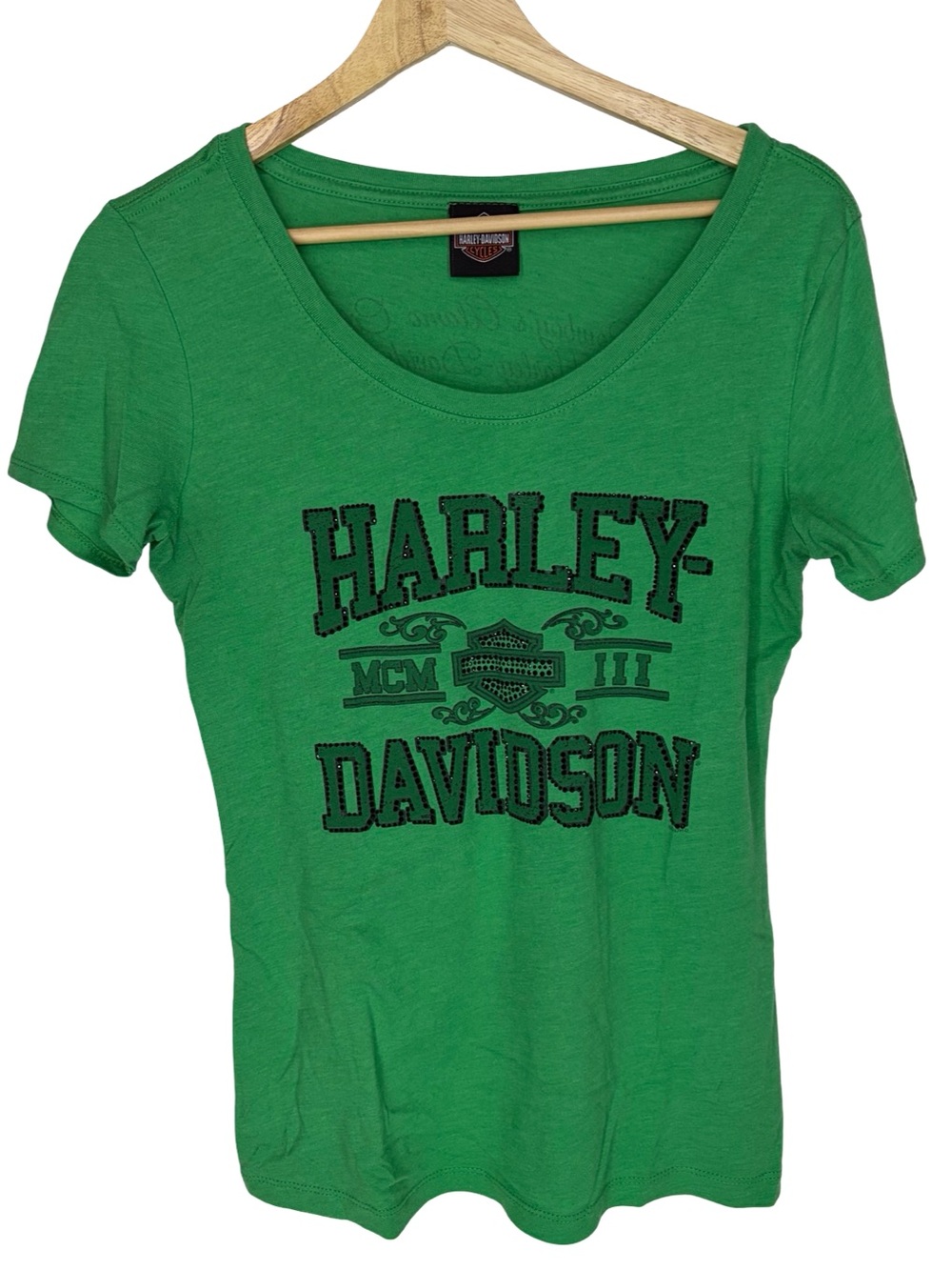 Harley- Davidson green short sleeve women's v-neck t shirt with rhinestones L